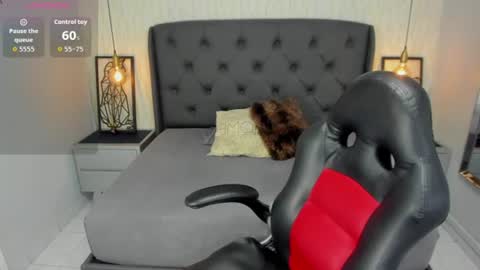 Snapshot of julietabonet chatting on June 2026 12:31:02 PM JULI online show from June 2026 12:31:02 PM