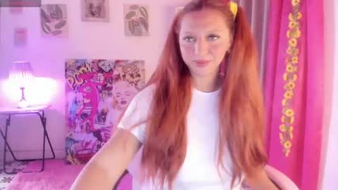 Snapshot of julietacollinss chatting on July 2026 05:26:02 PM Julieta online show from July 2026 05:26:02 PM