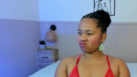 Julieth Julie online show from September 2025 11:43:01 AM