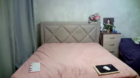 Snapshot of julietkalen chatting on February 2025 08:59:02 AM Julietkitty online show from February 2025 08:59:02 AM