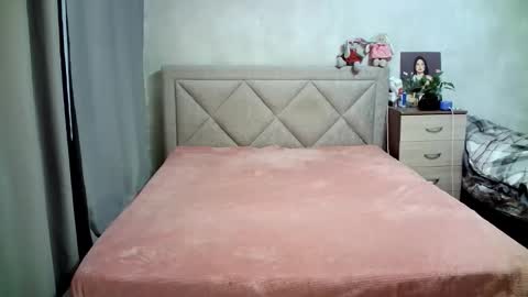 Snapshot of julietkalen chatting on March 2025 03:51:02 AM Julietkitty online show from March 2025 03:51:02 AM