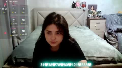 Snapshot of julietkalen chatting on June 2026 05:10:01 AM Julietkitty online show from June 2026 05:10:01 AM
