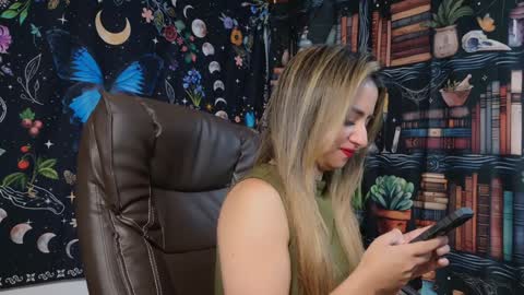 Julietta Jackson online show from December 2024 04:43:01 PM