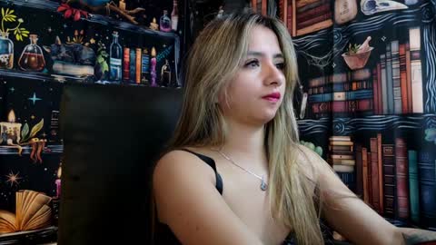 Julietta Jackson online show from December 2024 07:46:02 PM