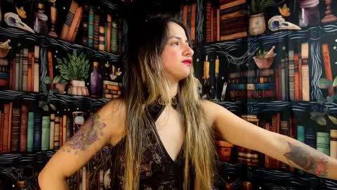 Julietta Jackson online show from November 2025 09:35:02 PM