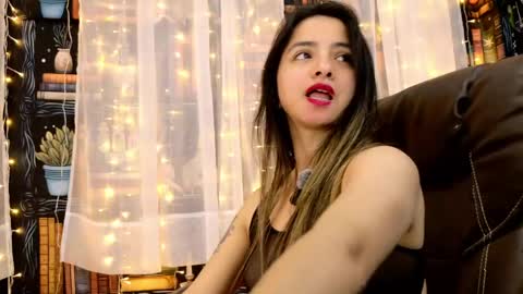 Julietta Jackson online show from May 2026 01:33:01 AM