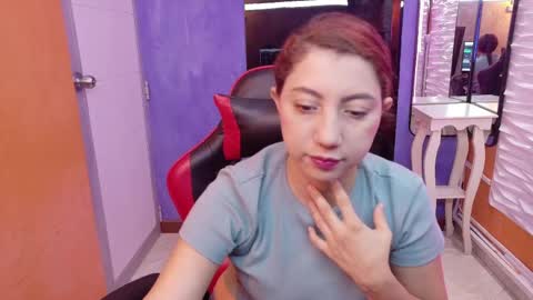 julietta max  online show from April 2026 02:01:02 PM