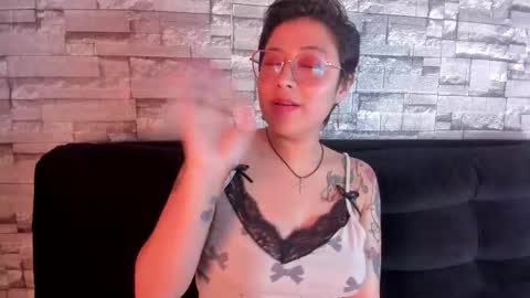 Julieta online show from October 2025 08:10:01 PM