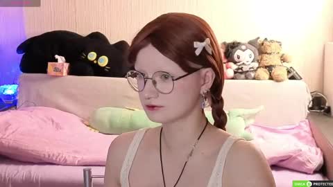 julifisher online show from May 2026 04:18:02 AM