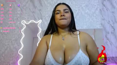 juliieta_tay online show from July 2026 04:19:01 AM