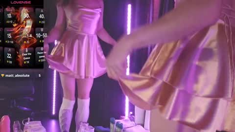 Julie online show from November 2025 12:34:02 AM