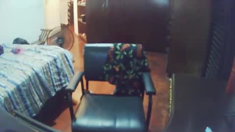 Snapshot of juneandmia chatting on February 2025 06:12:01 AM Mia online show from February 2025 06:12:01 AM