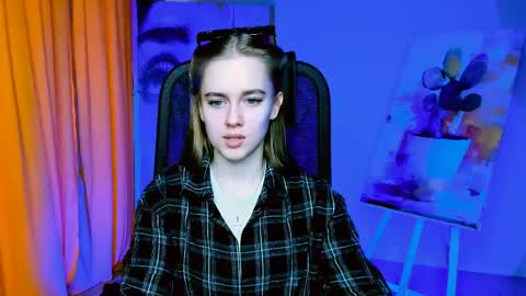 junewoods online show from March 2026 07:25:02 AM