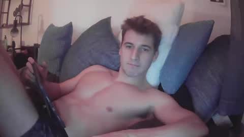 Junior Madison online show from December 2024 01:19:01 AM