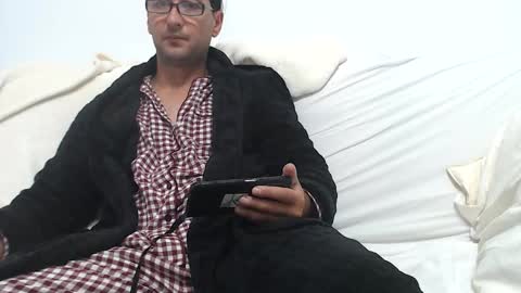 junkiecouple online show from October 2025 08:55:02 AM