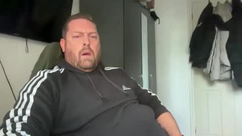 Junky online show from November 2025 12:44:02 PM