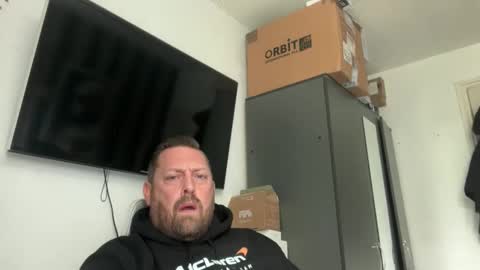 Snapshot of junky345 chatting on April 2026 10:27:01 AM Junky online show from April 2026 10:27:01 AM