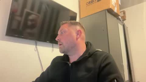 Snapshot of junky345 chatting on April 2026 08:03:02 PM Junky online show from April 2026 08:03:02 PM