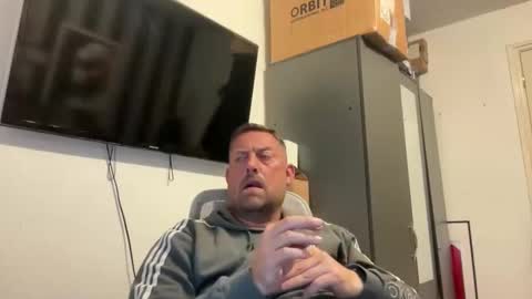 Junky online show from May 2026 07:10:02 PM