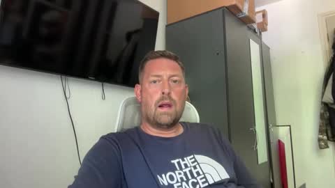 Junky online show from May 2026 03:38:01 PM