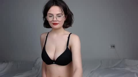 JunneWers online show from February 2025 09:20:02 PM