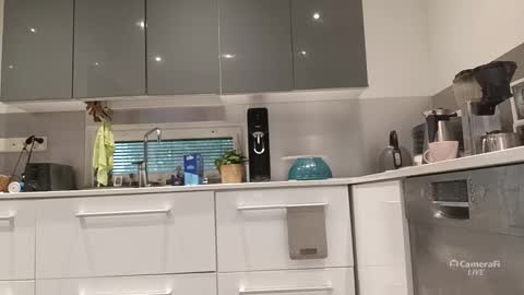 jusahki online show from September 2025 06:03:01 AM