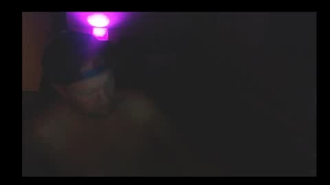 Snapshot of jusbeaz8722 chatting on December 2024 03:33:02 AM JustnSide Unexxst online show from December 2024 03:33:02 AM