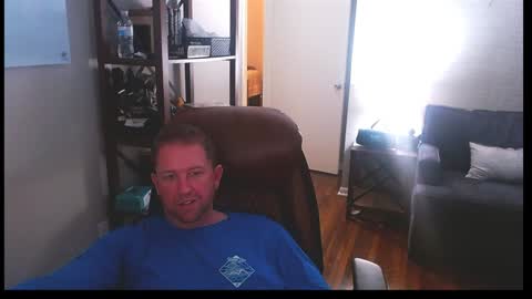 Snapshot of jusbeaz8722 chatting on December 2024 09:22:01 PM JustnSide Unexxst online show from December 2024 09:22:01 PM