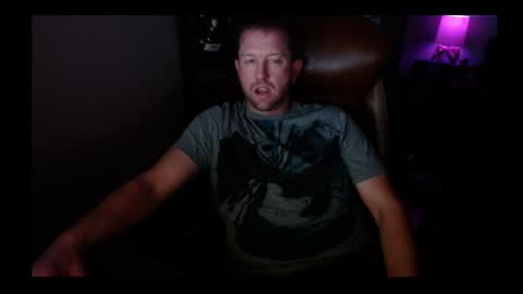 Snapshot of jusbeaz8722 chatting on January 2025 05:26:02 AM JustnSide Unexxst online show from January 2025 05:26:02 AM