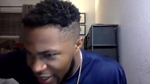 Snapshot of jusgetright chatting on November 2025 12:32:01 AM jusgetright online show from November 2025 12:32:01 AM