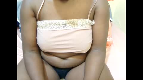 Snapshot of jusst_ayanna chatting on June 2026 07:43:01 AM jusst_ayanna online show from June 2026 07:43:01 AM