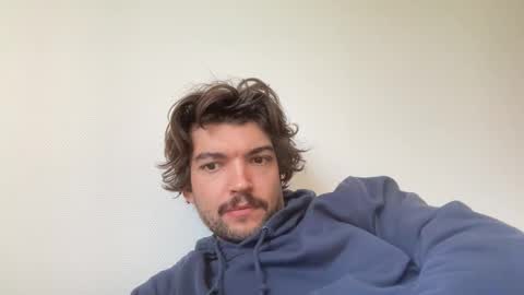 Snapshot of just_a_guy_with_a_big_cock chatting on October 2025 08:55:02 AM just_a_guy_with_a_big_cock online show from October 2025 08:55:02 AM