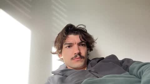 Snapshot of just_a_guy_with_a_big_cock chatting on November 2025 10:04:02 AM just_a_guy_with_a_big_cock online show from November 2025 10:04:02 AM