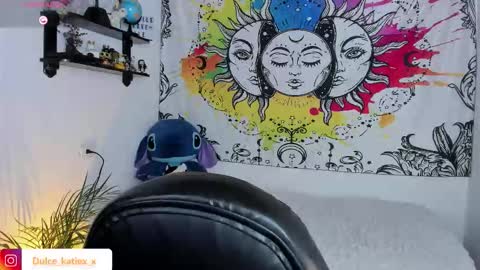 Sofia online show from November 2025 12:22:02 AM