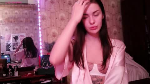 Melissa online show from October 2025 06:08:02 PM