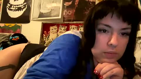 Snapshot of justalittlewetnow chatting on February 2025 03:29:02 AM justalittlewetnow online show from February 2025 03:29:02 AM