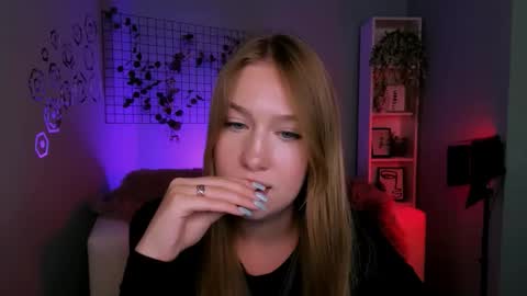 Snapshot of justcamila_ chatting on September 2025 01:20:01 AM justcamila online show from September 2025 01:20:01 AM