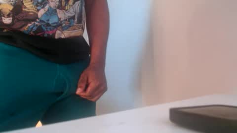 justhanginblk online show from June 2026 02:30:01 PM