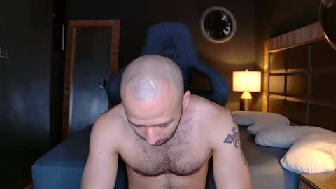 Justin online show from January 2025 11:00:02 PM