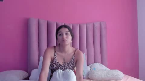 JUSTIN Y JAZMIN online show from December 2024 06:42:02 PM