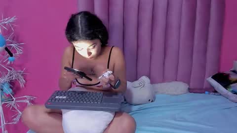 JUSTIN Y JAZMIN online show from January 2025 04:41:01 AM