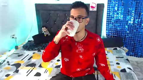 JUSTIN online show from January 2025 04:18:01 AM