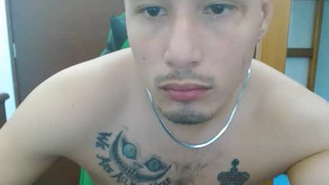 justin_taylor02 online show from December 2025 02:59:02 PM