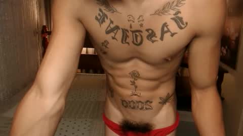 Snapshot of justine_hunk chatting on December 2025 04:44:02 AM justine_hunk online show from December 2025 04:44:02 AM