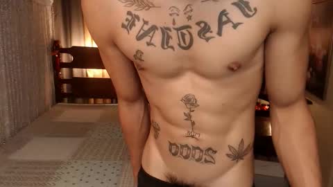 Snapshot of justine_hunk chatting on January 2026 05:27:02 PM justine_hunk online show from January 2026 05:27:02 PM