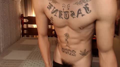 Snapshot of justine_hunk chatting on January 2026 06:37:02 AM justine_hunk online show from January 2026 06:37:02 AM