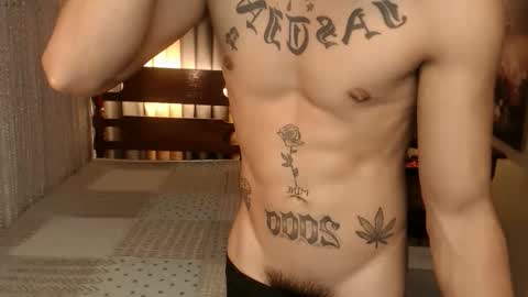 Snapshot of justine_hunk chatting on January 2026 06:42:02 PM justine_hunk online show from January 2026 06:42:02 PM