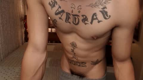 Snapshot of justine_hunk chatting on April 2026 03:55:02 PM justine_hunk online show from April 2026 03:55:02 PM
