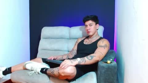 Snapshot of justinfuller_31 chatting on February 2026 01:43:02 AM justinfuller_31 online show from February 2026 01:43:02 AM