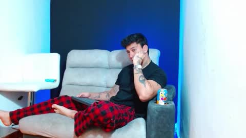 Snapshot of justinfuller_31 chatting on February 2026 10:17:02 PM justinfuller_31 online show from February 2026 10:17:02 PM